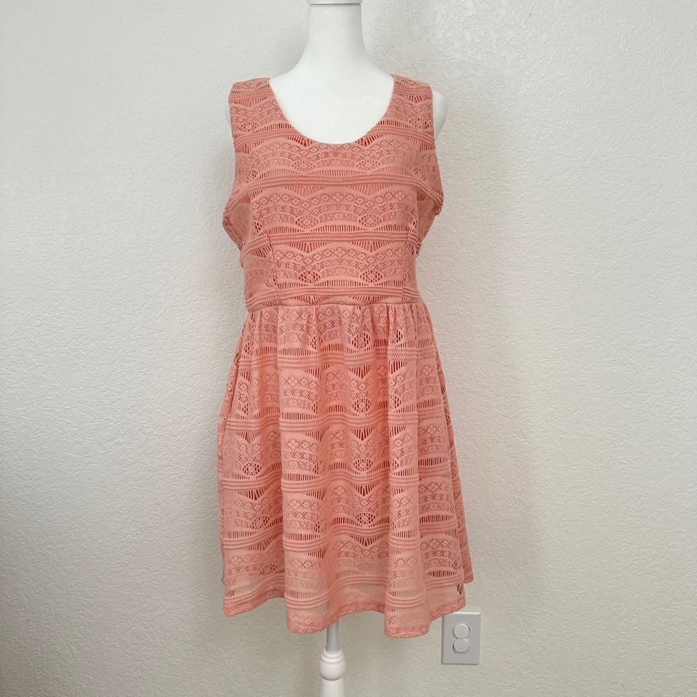 Maru Lace Fit and Flare Mini Dress XL Peach Sleeveless Crochet Romantic Babydoll